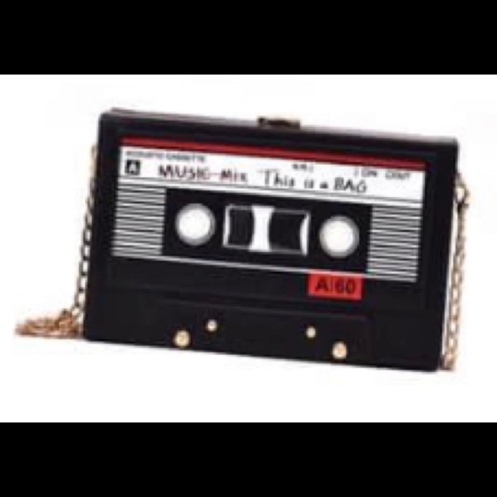 Cassette purse